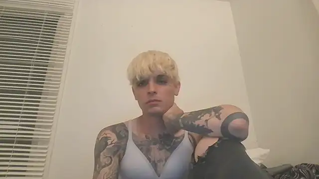LexKitsune Webcam Show