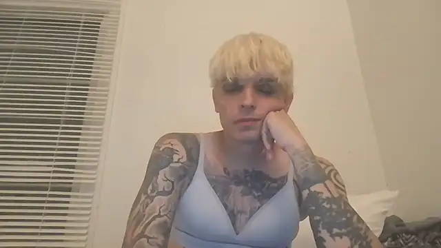 LexKitsune's Webcam Show