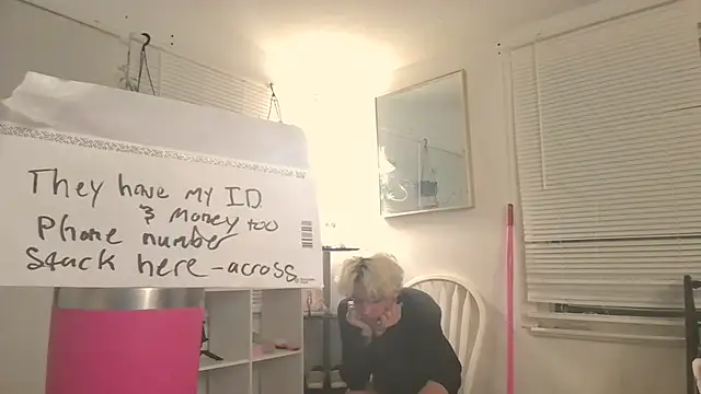 LexKitsune Webcamshow