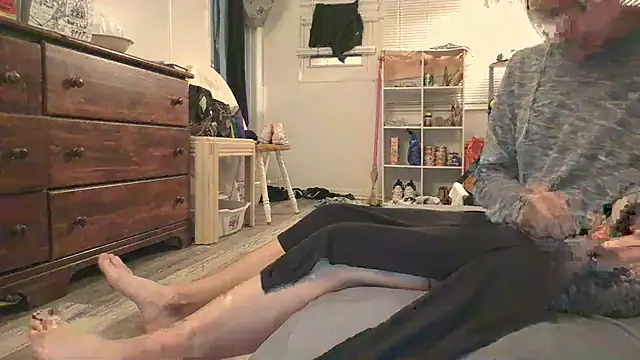LexKitsune webcam show