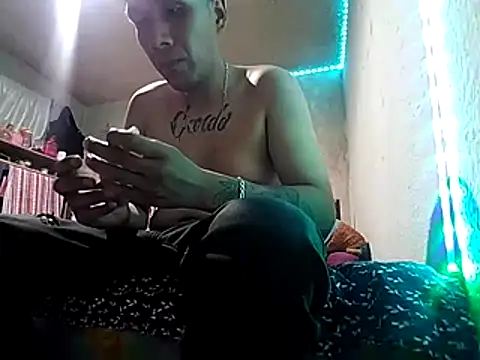 Rich01one webcam show