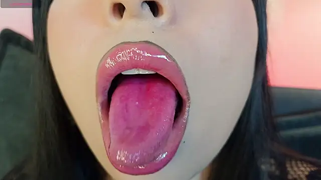 mia_roux1 – Live XXX-chat