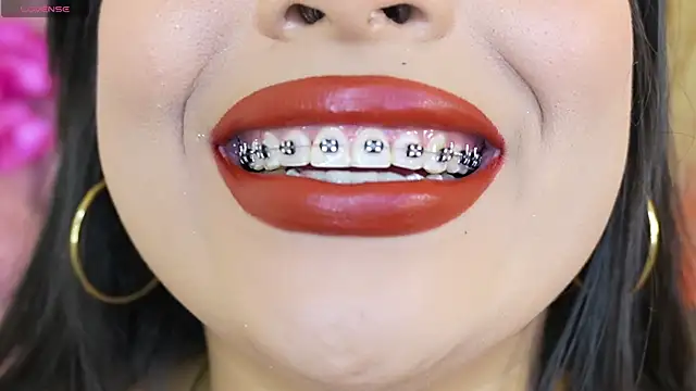 Czat XXX na żywo – mia_roux1