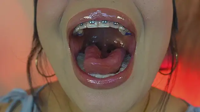 mia_roux1のライブXXXチャット