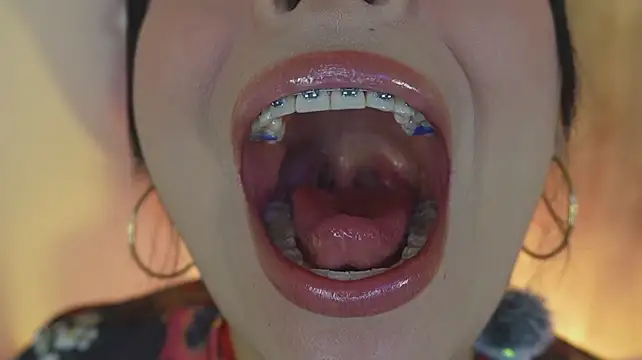 Czat XXX na żywo – mia_roux1
