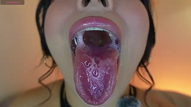 Chatroom XXX en direct de mia_roux1