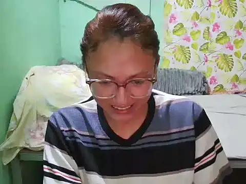 dazzlinglove44 Pertunjukan Webcam