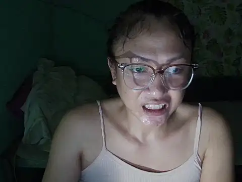 dazzlinglove44 – webcam-show