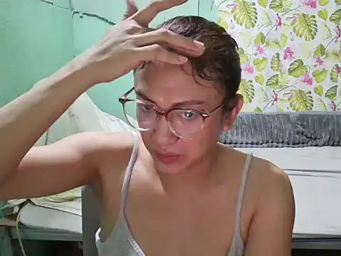 dazzlinglove44 Webcamshow