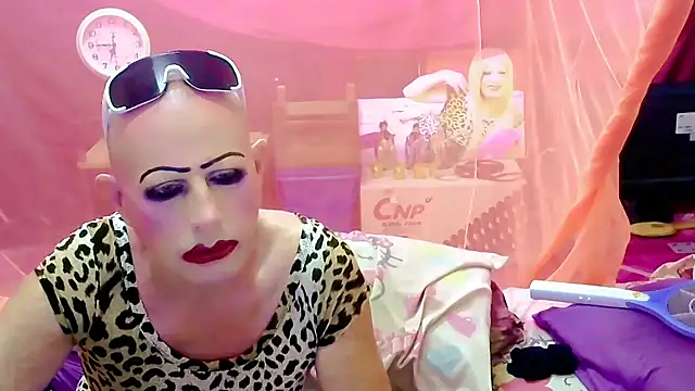 horni4luv's Webcam Show