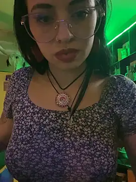 Chuchii05's Live Sex Cam Show