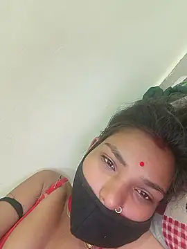 Show modela Bhuvika_Love-143 na web-kameri