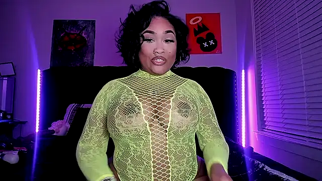 lovelyzylah Webcam show