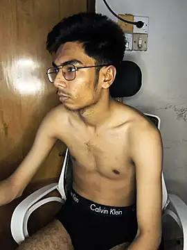 hornybrooo 网络视讯表演