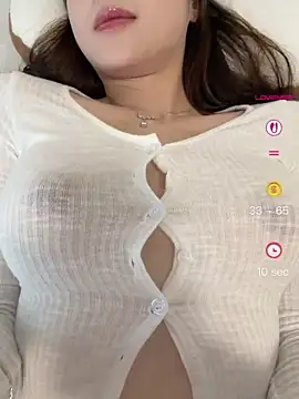 meimei_x Show in webcam
