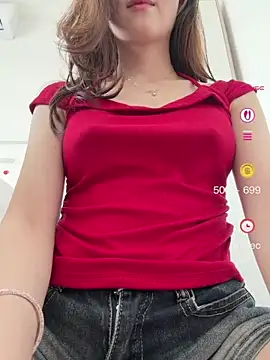 meimei_x Show in webcam