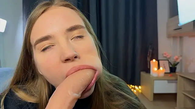 Jane_Lavue's Webcam Show