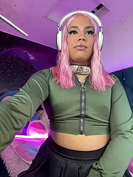 Alannys_xHotx Webcamshow