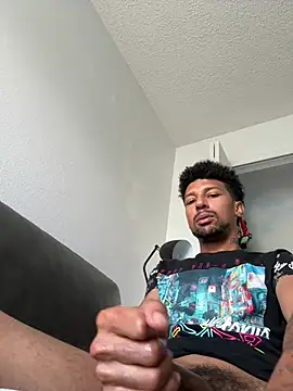 BigPrettyDick777's Webcam Show