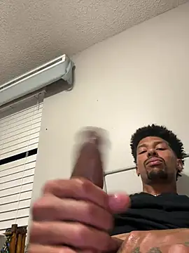 BigPrettyDick777's Webcam Show