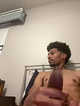 BigPrettyDick777n Webbikameraesitys