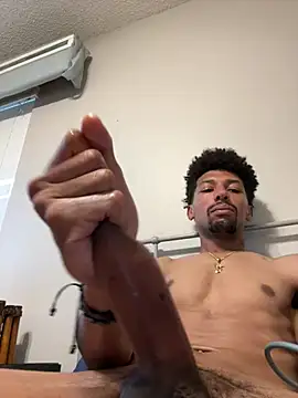 BigPrettyDick777 在線直播表演