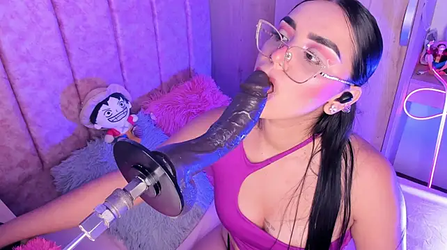 laana_foxx Adlı Modelin Canlı XXX Sohbeti