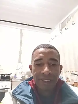 juniordotado87 Show in webcam