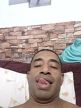 Show de juniordotado87 na webcam
