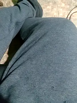 Elchabondestrip webkamerás műsora