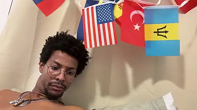 HoleBreeder Шоу с уебкамера