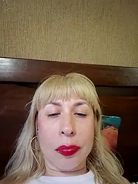 Show modela SelinaLovqx na web-kameri
