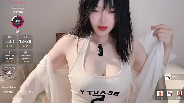 upoo7lt – Live XXX-chat