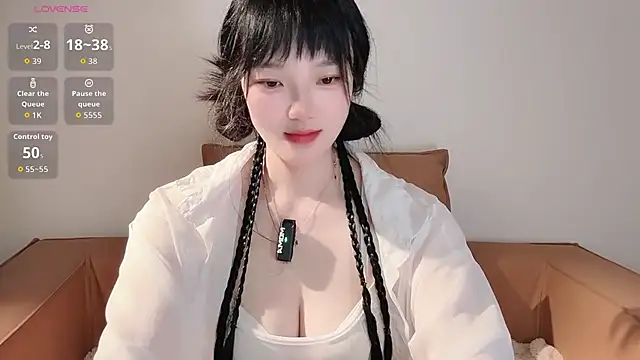 XXX chat uživo modela upoo7lt