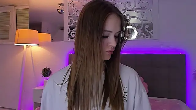LuisaClover 现场XXX聊天