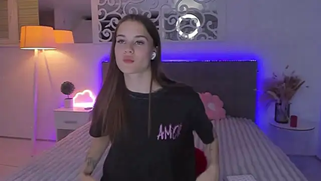 Czat XXX na żywo – LuisaClover