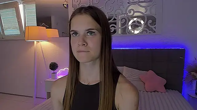 Czat XXX na żywo – LuisaClover