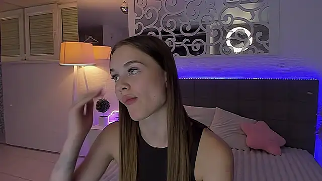 Czat XXX na żywo – LuisaClover