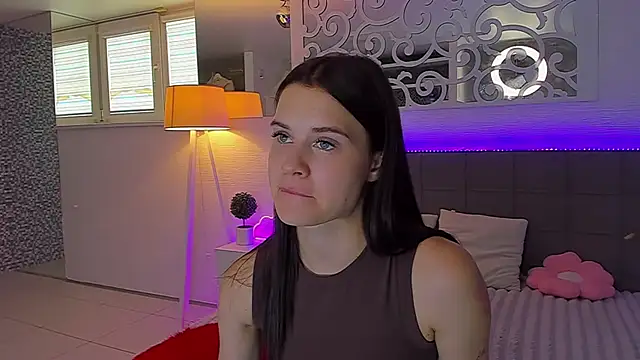 LuisaClover 现场XXX聊天