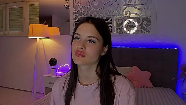 LuisaClover 现场XXX聊天