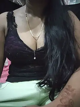 Ezabelljohn's Webcam Show
