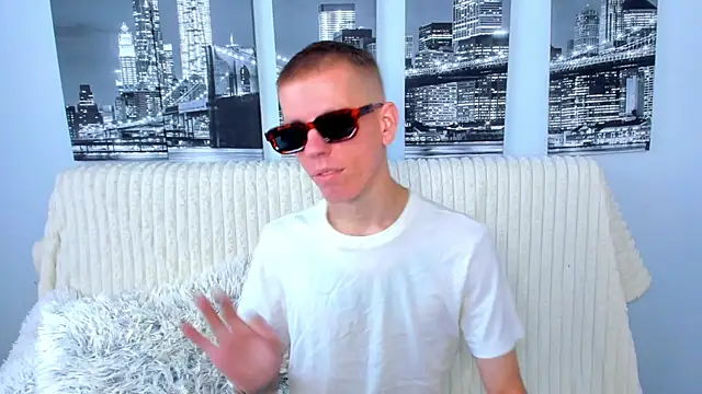 Show modela Cristian__Dior na web-kameri