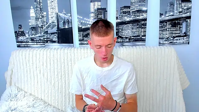 Show modela Cristian__Dior na web-kameri