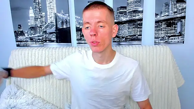 Cristian__Dior Adlı Modelin Web Kamerası Şovu