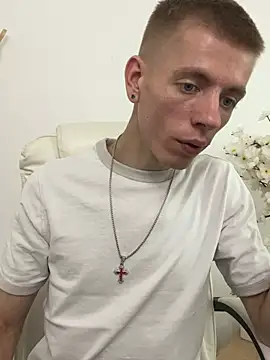 Show modela Cristian__Dior na web-kameri