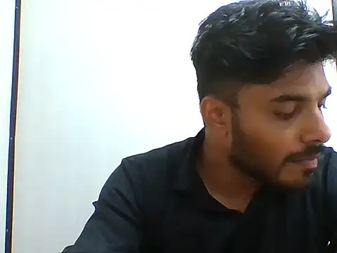 Alphamustha 网络视讯表演