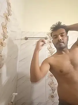 Show modela Alphamustha na web-kameri