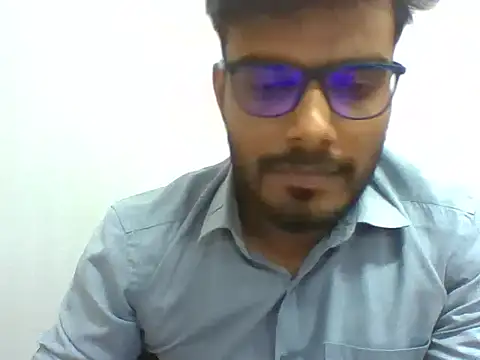 Alphamustha 网络视讯表演