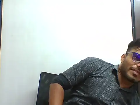 Alphamustha – webcam-show