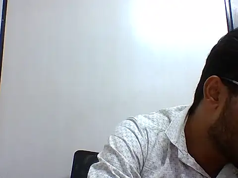 Alphabull4u's Webcam Show